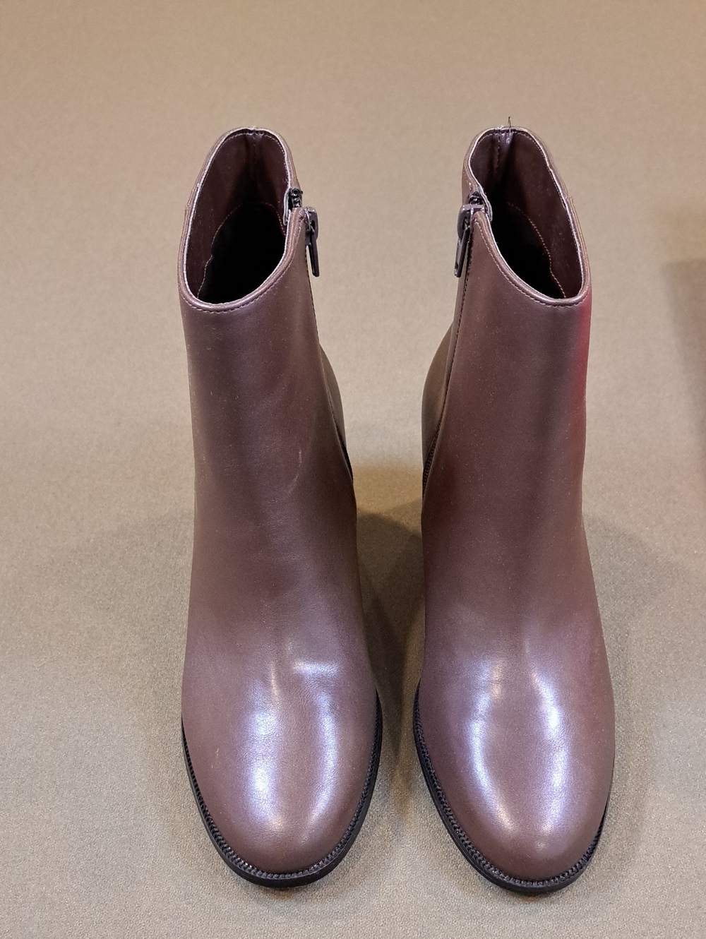 Kelly & Katie Meliza Bootie - Color: Brunette - Size: 8.5W - Picture 2 of 11